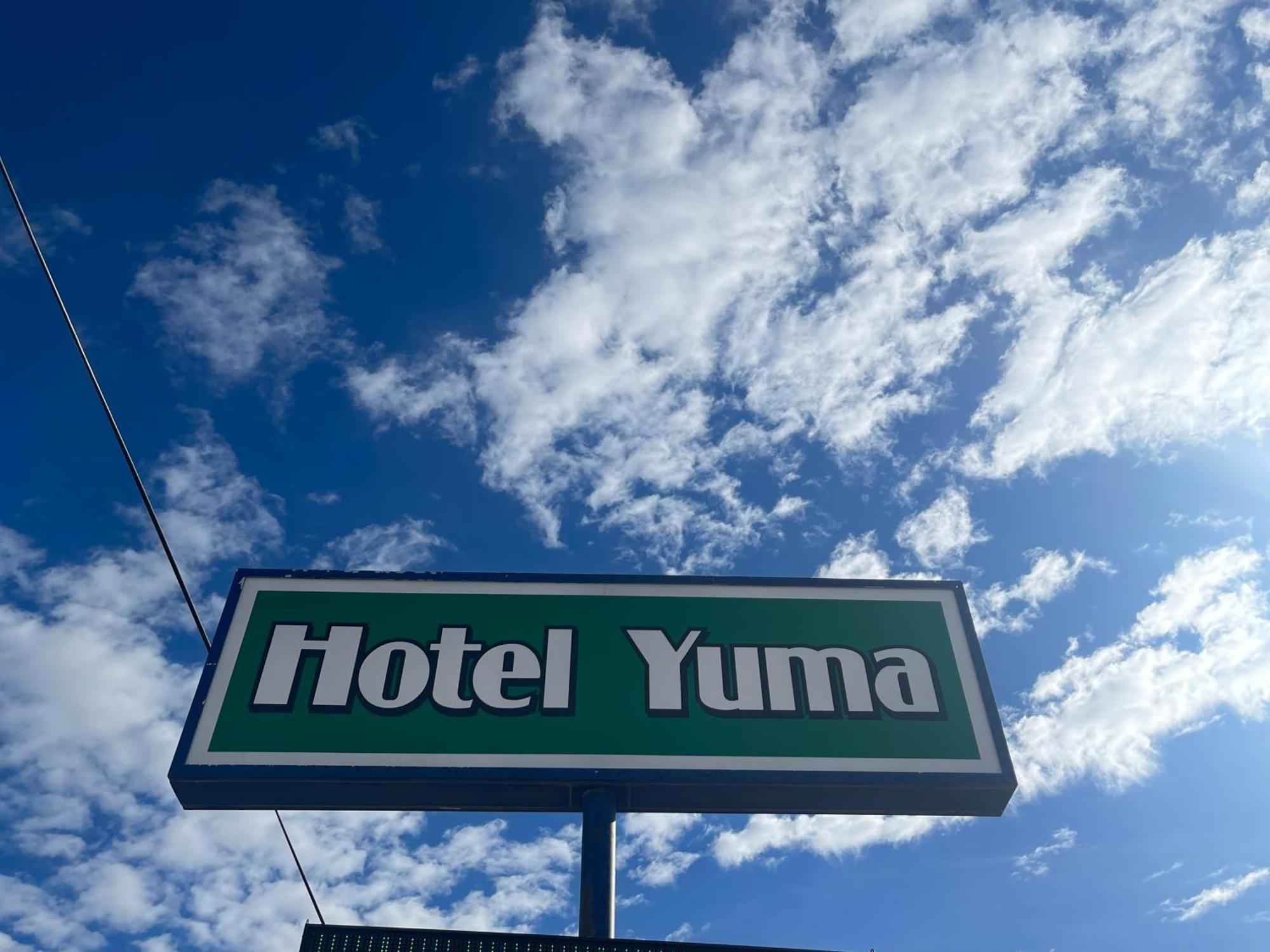 Hotel Yuma エクステリア 写真